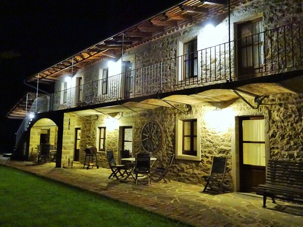 Duplex, Multiple Beds | Terrace/patio