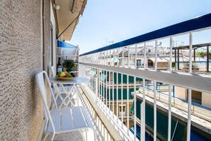 Apartemen, 1 kamar tidur | Balkon