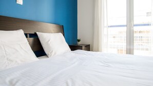 Apartment, 1 Schlafzimmer | 1 Schlafzimmer, Allergikerbettwaren, Zimmersafe, Schreibtisch