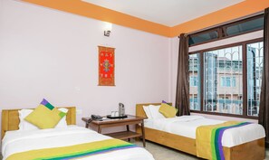 标准房 | 熨斗/熨板、免费 WiFi、床单