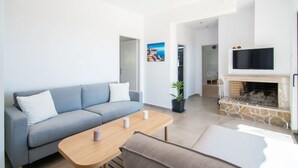 Unclassified image, 3 of 32, button - Oasis 2BD Seaview Apt In Glydafa Balcony (Glyfada)