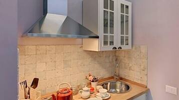 Apartment, 1 Bedroom | Private kitchen