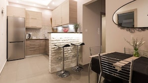 Unclassified image, 5 of 46, button - Cozy 2 Bedroom Apartment Near Acropolis (Athens)