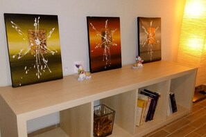 Apartment, 2 Bedrooms | Living area