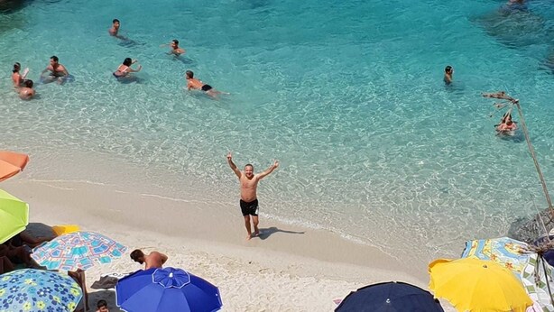 Uklassifisert bilde, 1 av 27, knapp