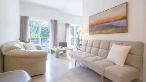 Unclassified image, 3 of 19, button - Muses 2BD apt under Acropolis (Athens)