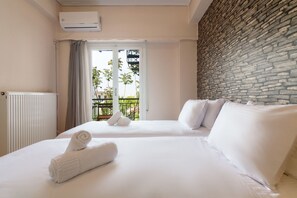 Room - Muses 2BD apt under Acropolis (Athens)