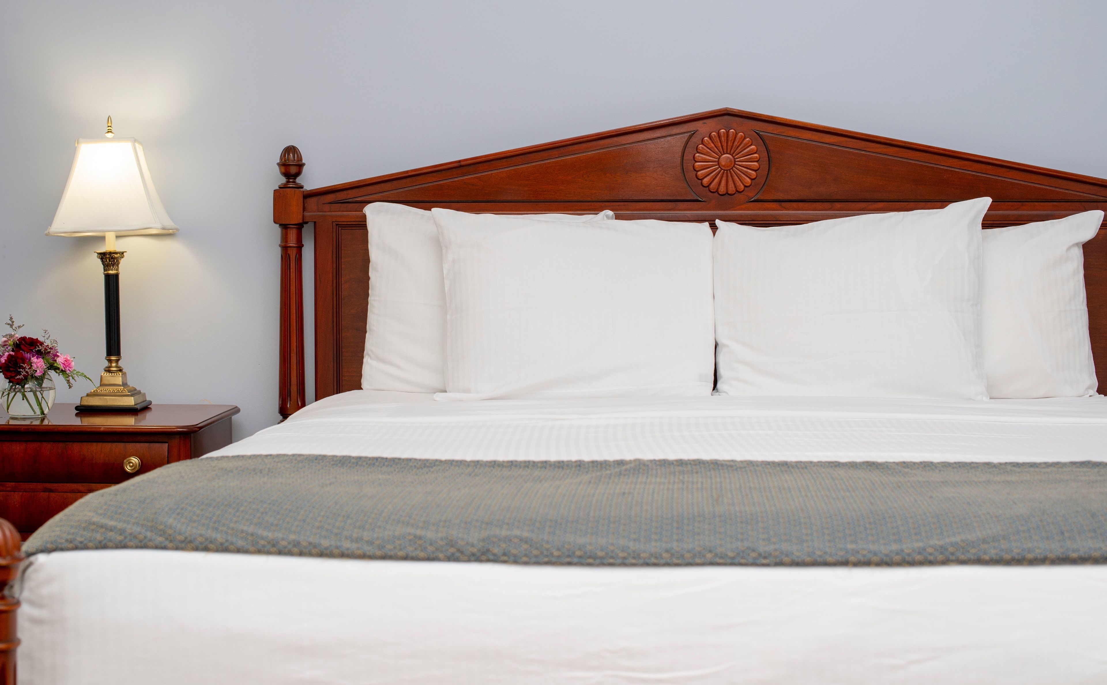 Deluxe Room | Iron/ironing board, free cots/infant beds, free rollaway beds, free WiFi