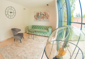 Lobby sitting area - Garni Hotel Nota (Belgrade)