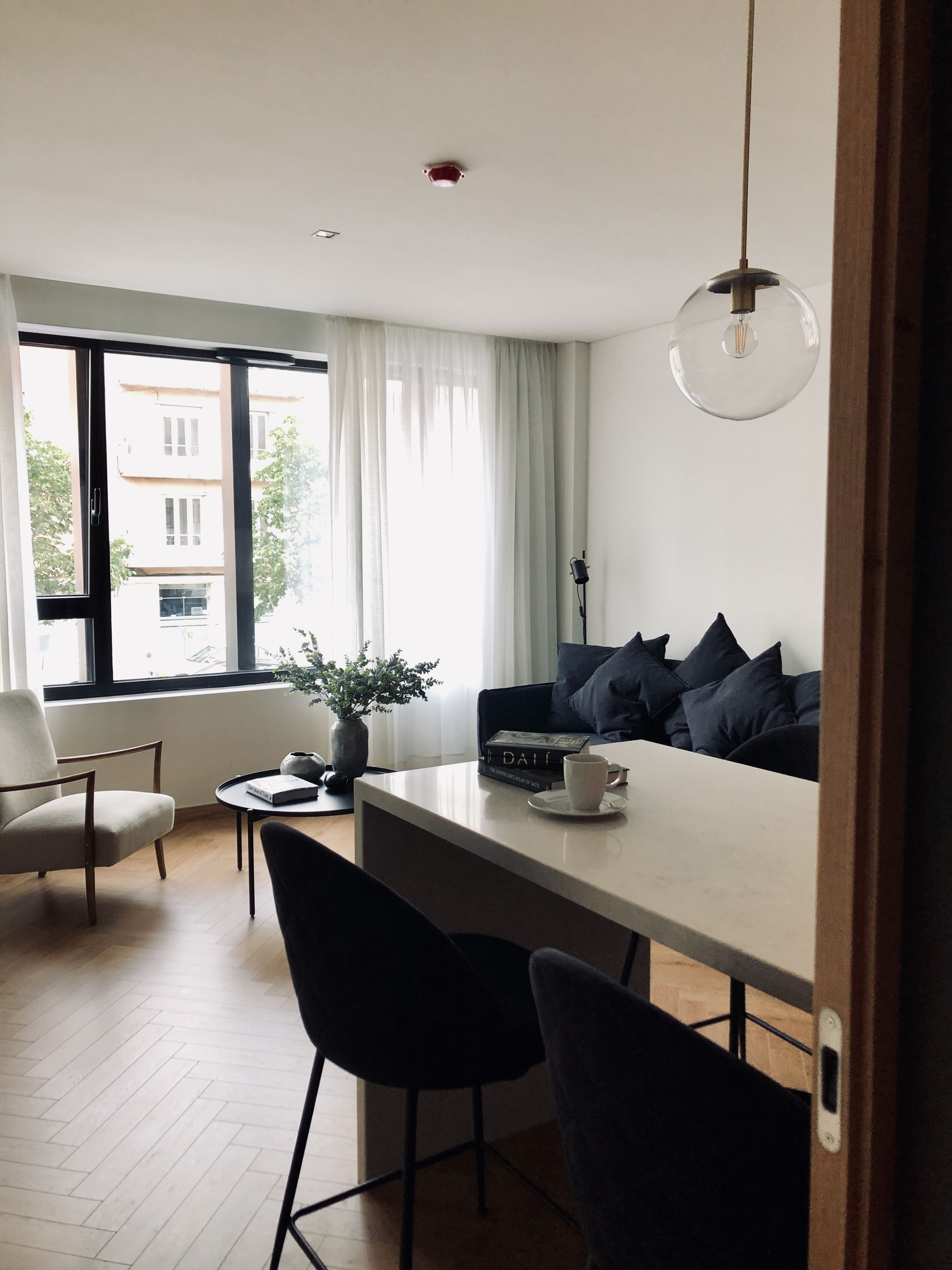 Premium bedding, soundproofing, iron/ironing board