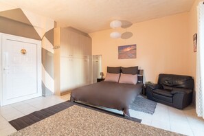 アパートメント | 1 室のベッドルーム、低刺激性寝具、デスク、ノートパソコン用作業スペース