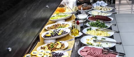 Frokostbuffé er inkludert hver dag