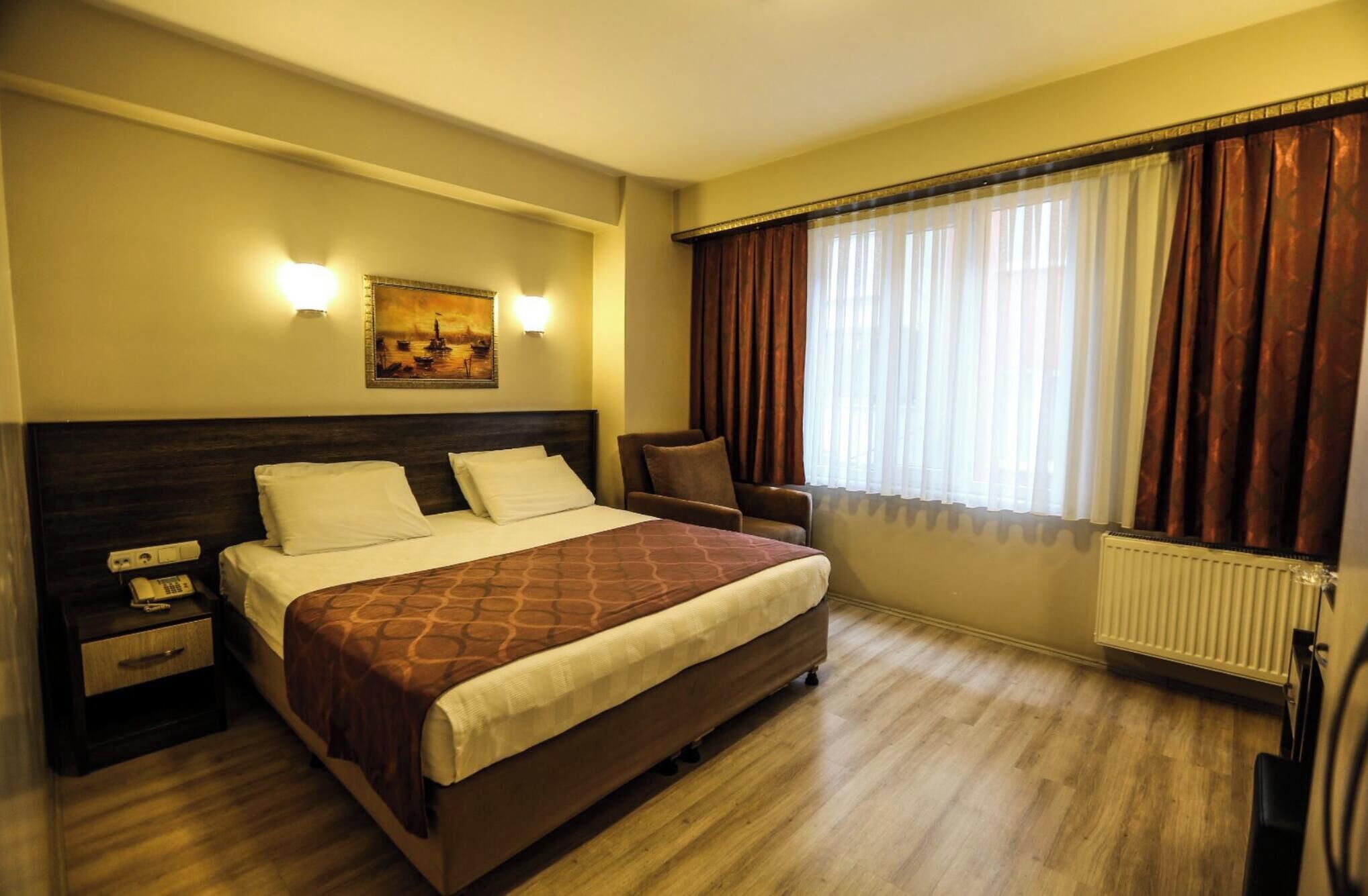 Premium bedding, minibar, in-room safe, desk