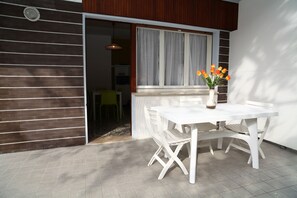 Apartment (C-6) | Terrasse/Patio