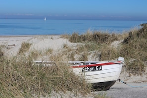 Beach nearby - Apartment Michel from the dike, unique location, beach of California Baltic Sea (Kalifornien)