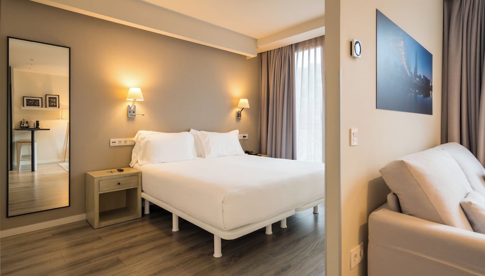 BILBAO CITY CENTER BY ABBA APARTMENTS photo 3