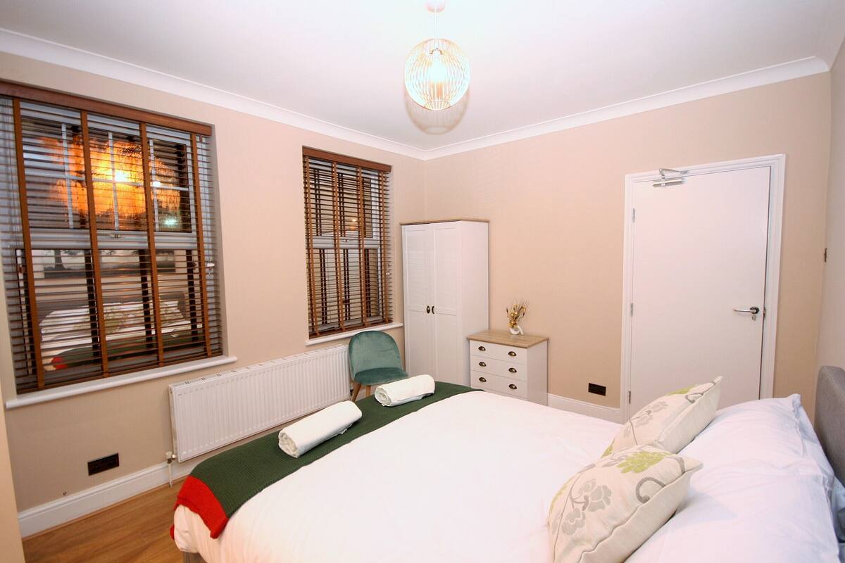 Blackout drapes, soundproofing, iron/ironing board, WiFi (free)