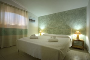 Premium bedding, rollaway beds, free WiFi - Domo Sant'Antioco (Sant'Antioco)