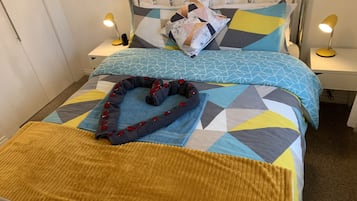 House, 3 bedrooms | Iron/ironing board, free WiFi, bed sheets