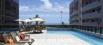 HY Beach Flats - International
