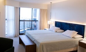 Traditional Apartment, 1 King Bed with Sofa bed, Terrace, Sea View | In-room safe, blackout drapes, soundproofing, iron/ironing board
