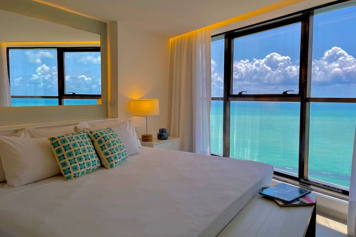 Deluxe Apartment | In-room safe, blackout drapes, soundproofing, iron/ironing board