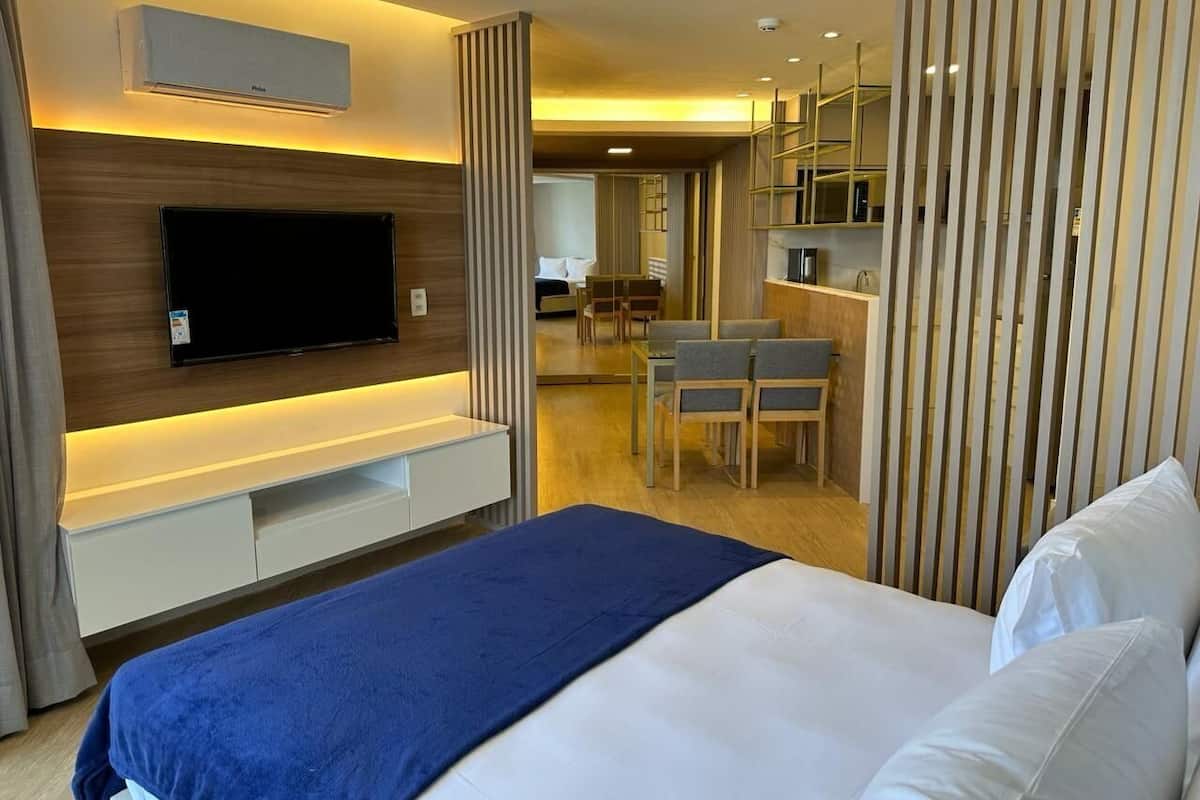 Suíte conforto | 1 quarto, cofres nos quartos, cortinas blackout