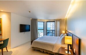 Unclassified image, 5 of 131, button - HY Beach Flats - International (Recife)