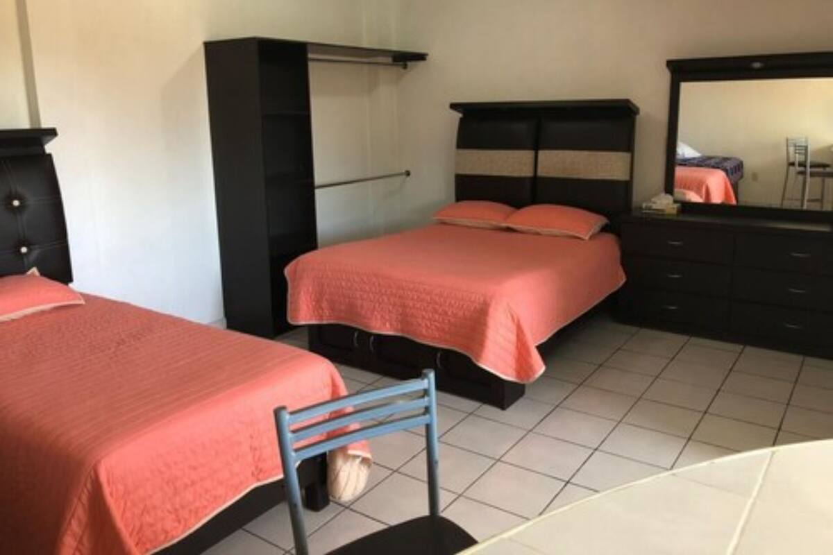 Executive Suite, 1 Double Bed | Rollaway beds, individually decorated, individually furnished
