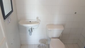 Shower, towels, soap, shampoo
