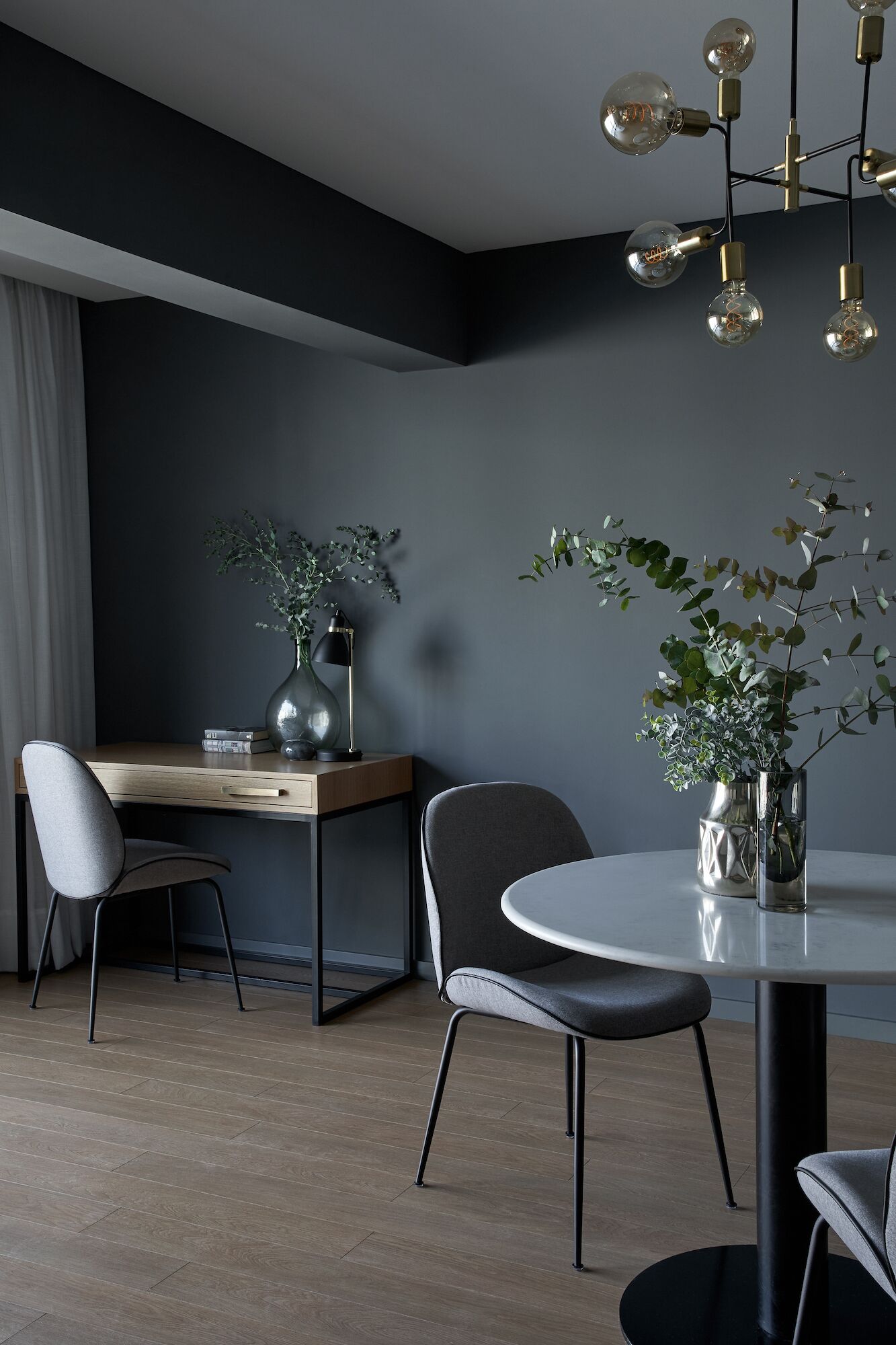 Appartement Classique, balcon | Restauration