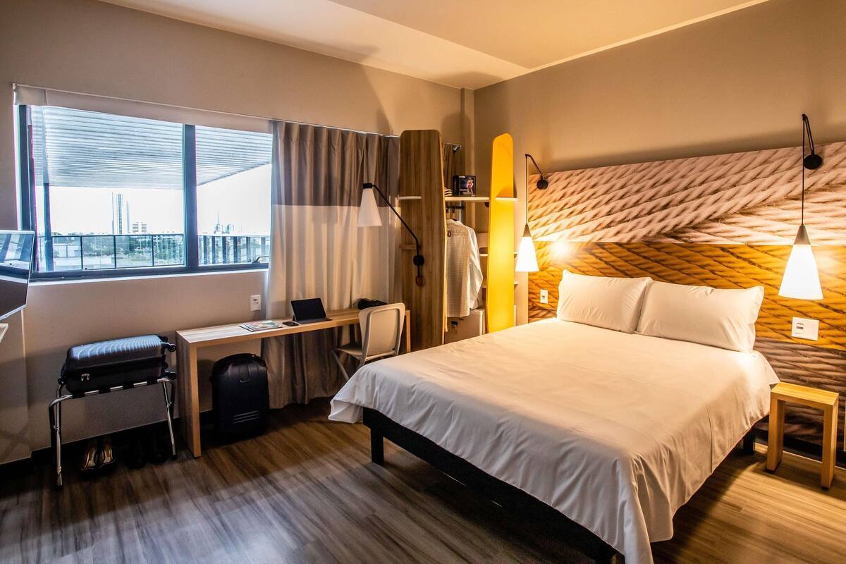 Select Comfort beds, minibar, in-room safe, desk
