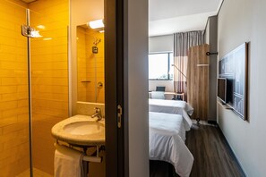 ห้องพัก, เตียงเดี่ยว 2 เตียง | เตียง Select Comfort, มินิบาร์, ตู้นิรภัยในห้องพัก