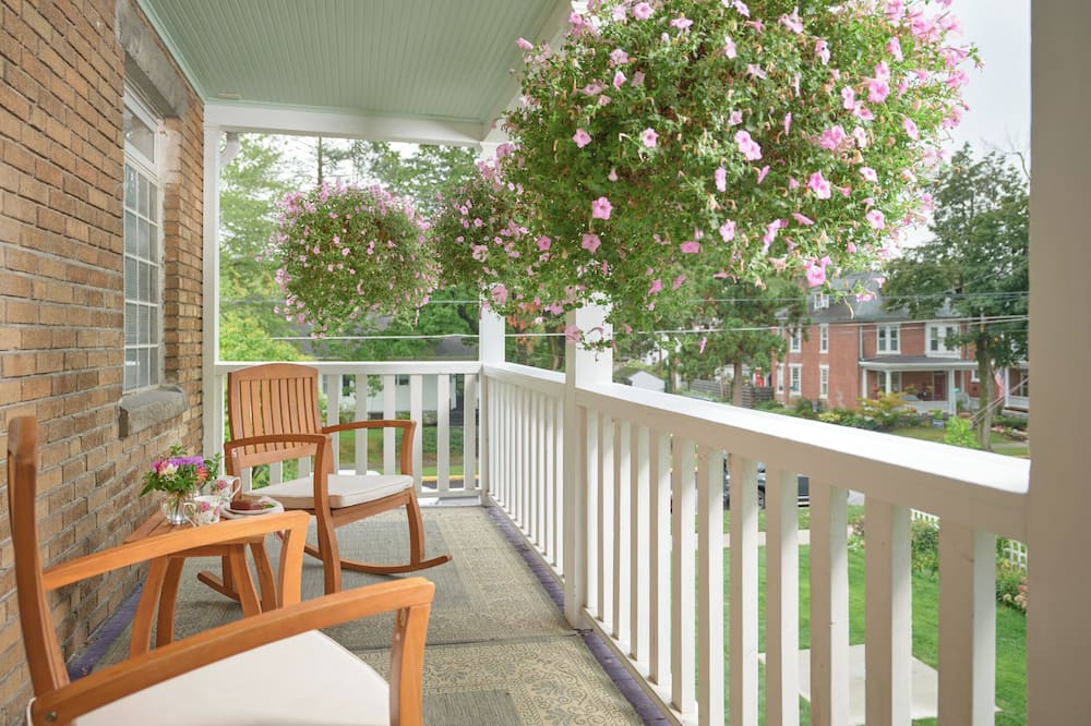 Mooreland Garden Inn