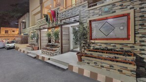 واجهة المنشأة