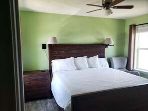 2 soverom, strykejern/-brett, wi-fi og sengetøy