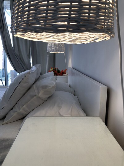 Warm comfortable house great location