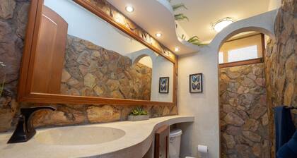 Luxury Beachfront Mar Arena 2
