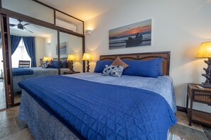 Luxury Condo, 1 King Bed with Sofa bed, Ocean View | Individually decorated, individually furnished, free WiFi, bed sheets - Luxury Beachfront Mar Arena 2 (Jacó)