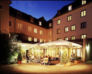 Uklassifisert bilde, 2 av 9, knapp