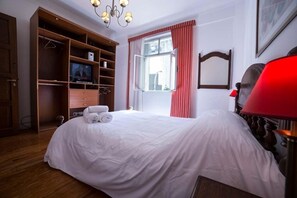 Apartment, 2 Bedrooms, Private Bathroom
