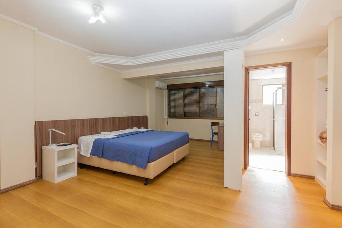 Minibar, iron/ironing board (on request), free WiFi, bed sheets