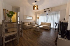 Living area - San Martin & M. T. Alvear (Buenos Aires)