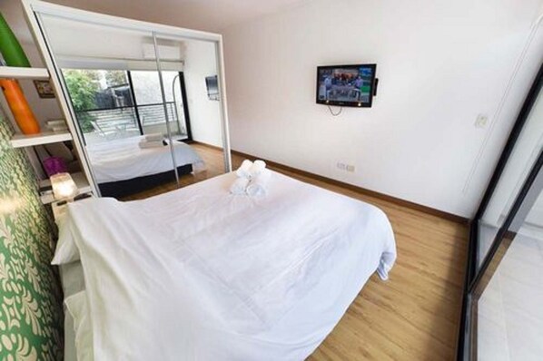 Iron/ironing board, free WiFi, bed sheets - Uriarte & Guatemala (Buenos Aires)