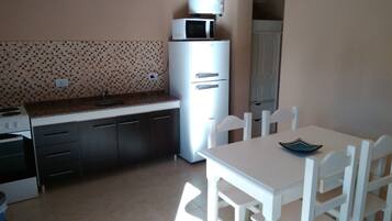 Apartment, 1 Bedroom, Mountain View | Living room | Flat-screen TV