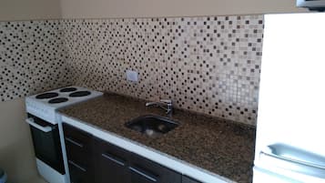 Apartemen, 1 kamar tidur, pemandangan gunung | Kamar mandi | Shower, kloset,  dan handuk