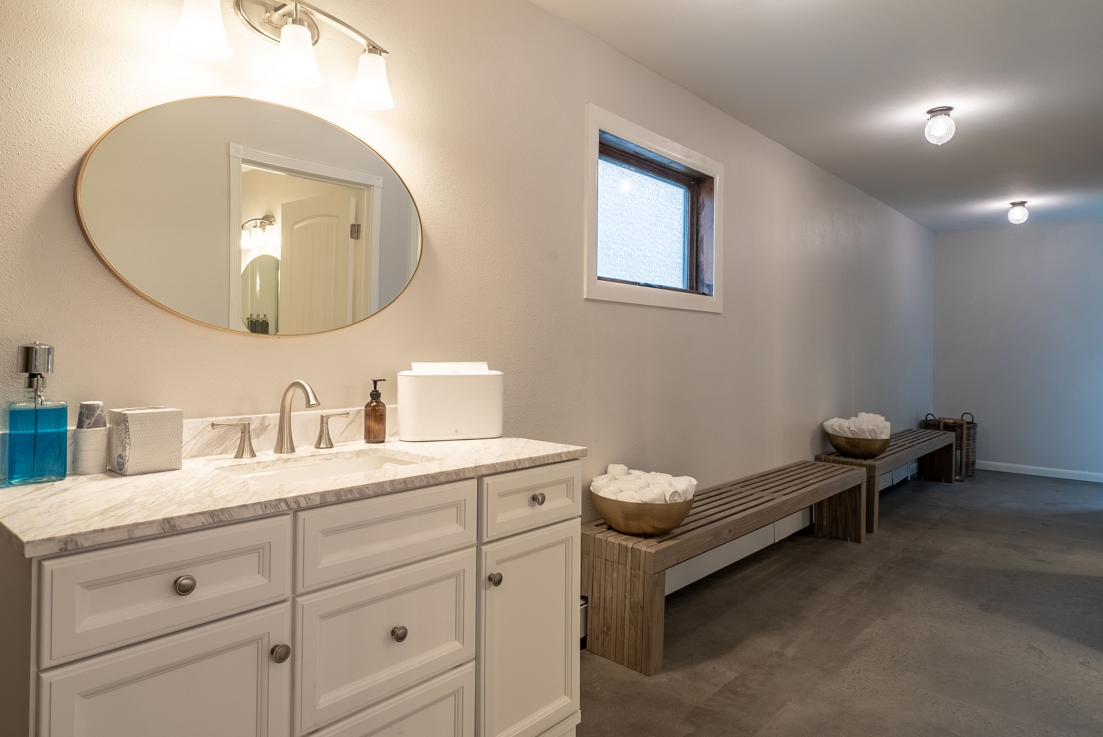 shower, free toiletries, hair dryer, bathrobes