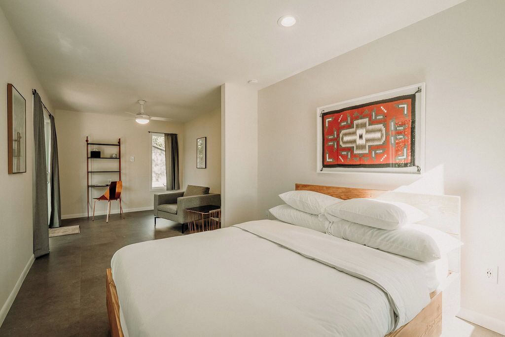 deluxe cabin, 1 queen bed, resort view | garden view