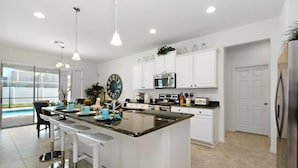 House, 5 Bedrooms | Private kitchen | Fridge, freezer - The Dales at West Haven 1339yc (Davenport)