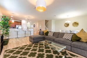 Villa, varias camas | Sala de estar